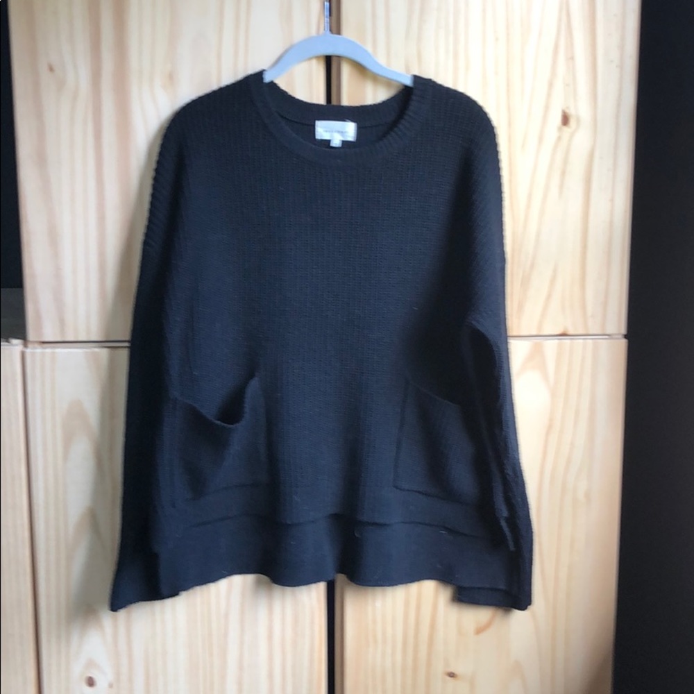 Melloday black sweater with front POCKETS